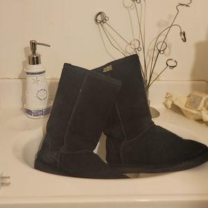 BearPaw, sz7 Black Suede & Sheepskin inner lining. EXCELLENT Cond. Warm comfy